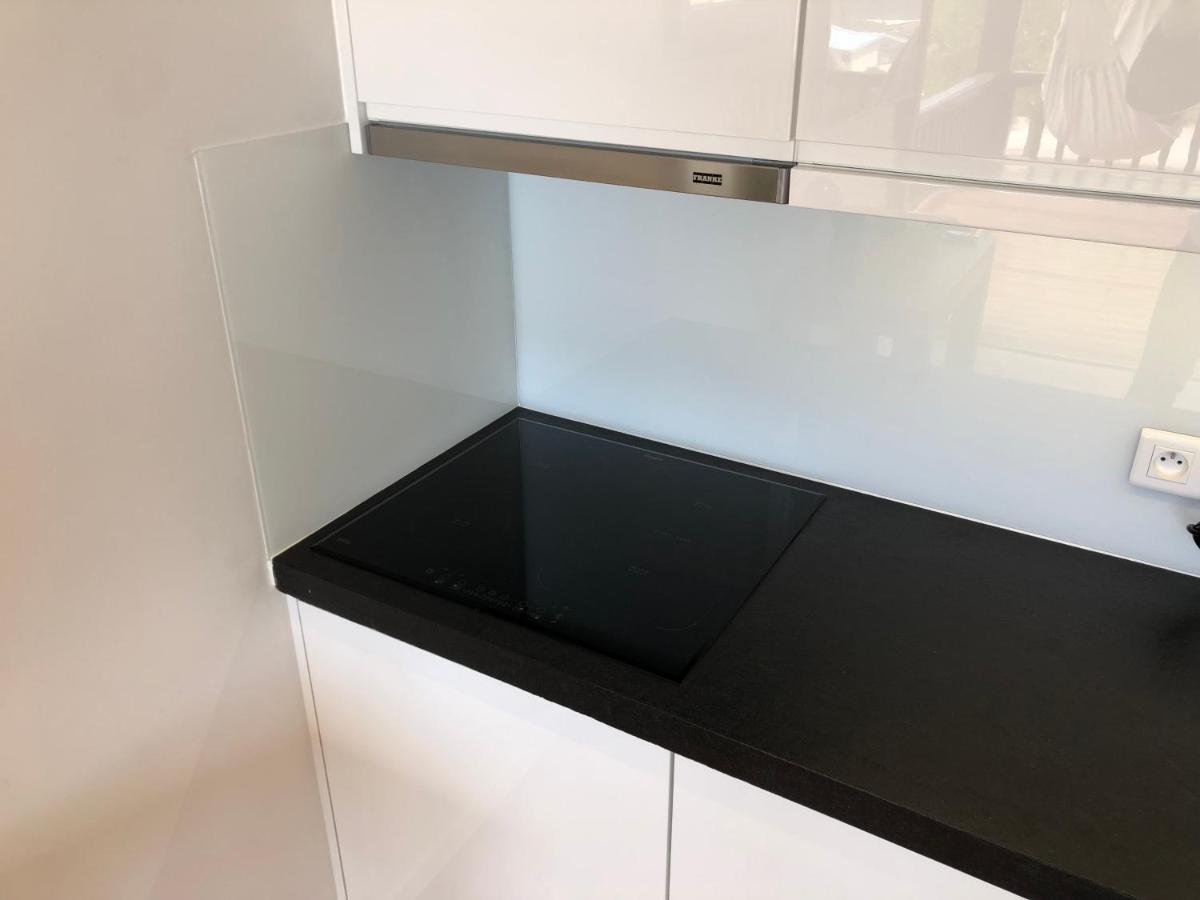 Appartement Climatise Refait A Neuf - Vue Mer Saint-Tropez - Piscine- 50M Plage Gassin Zewnętrze zdjęcie