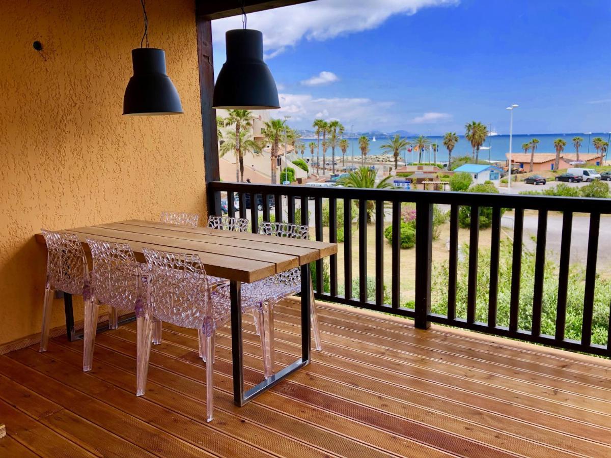 Appartement Climatise Refait A Neuf - Vue Mer Saint-Tropez - Piscine- 50M Plage Gassin Zewnętrze zdjęcie