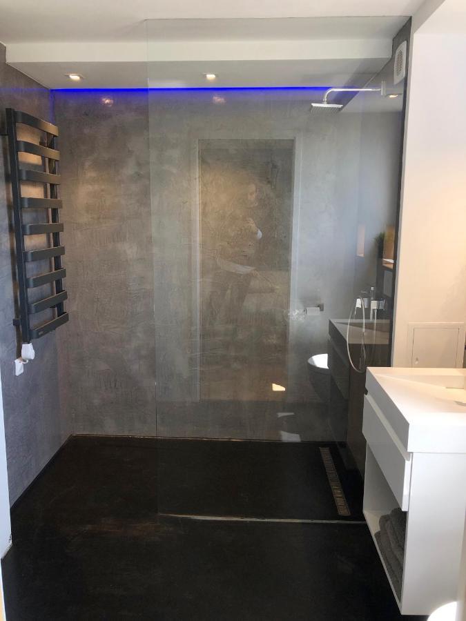 Appartement Climatise Refait A Neuf - Vue Mer Saint-Tropez - Piscine- 50M Plage Gassin Zewnętrze zdjęcie