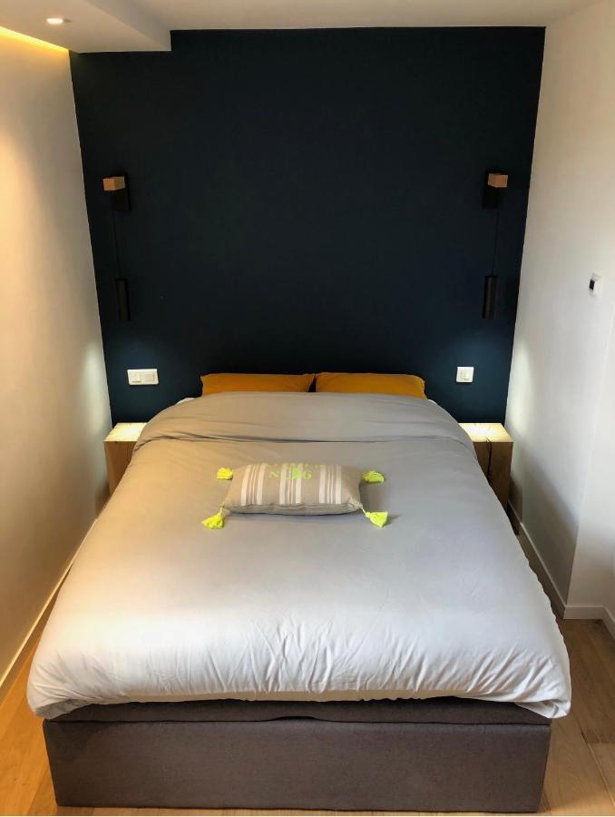 Appartement Climatise Refait A Neuf - Vue Mer Saint-Tropez - Piscine- 50M Plage Gassin Zewnętrze zdjęcie